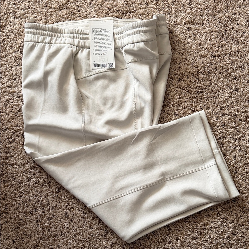 Lululemon  Athletics  24” Softstreme™ Straight-Leg Crop in Bone